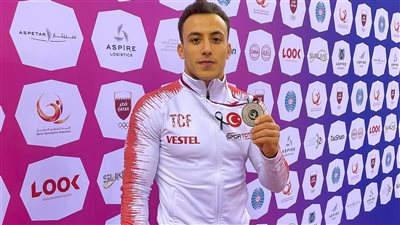 التجنيس يلاحق مواهب الرياضة المصرية.. آدم أصيل يتوج بفضية بطولة العالم للجمباز مع تركيا.. وحسونة يحصد ذهبية أولمبياد طوكيو 