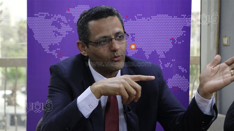الكاتب الصحفي خالد