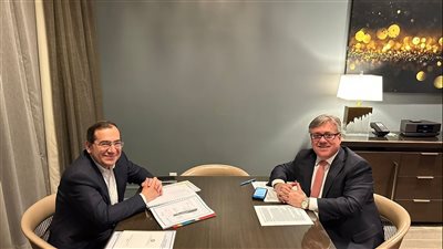 مباحثات ثنائية بين وزير البترول وكلاي نيف رئيس شيفرون للاستكشاف والإنتاج 