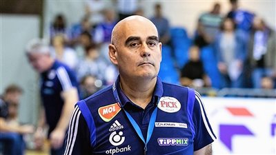 الإسباني كارلوس باستور مديرا فنيا لمنتخب كرة اليد رسميا