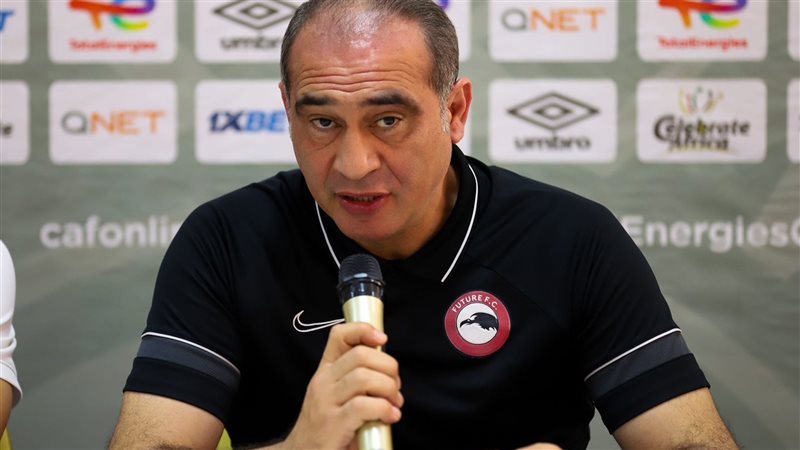 علي ماهر، فيتو