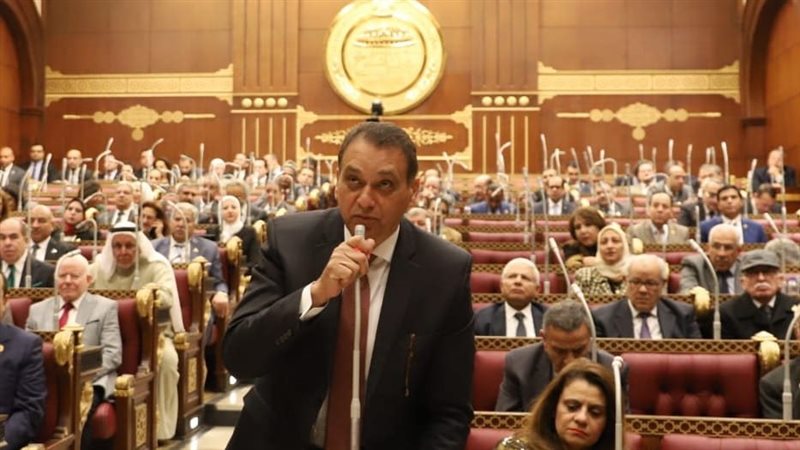 الحكومة تدافع عن