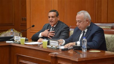 وزير التنمية المحلية: نتابع تفعيل قانون المحال العامة لدمج الاقتصاد الرسمي في الدولة