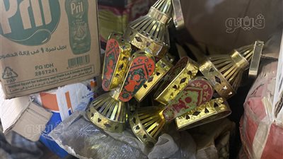 شق البطيخ والنجمة.. أسرار صناعة فوانيس رمضان في ورش السيدة زينب (فيديو) 