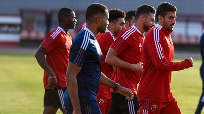 تدريبات على خطط وعودة الثنائي المصاب.. تفاصيل مران الأهلي قبل مواجهة المقاولون ( صور )