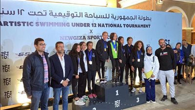 نادي الصيد يحصل على الدرع العام لبطولة السباحة التوقيعية 