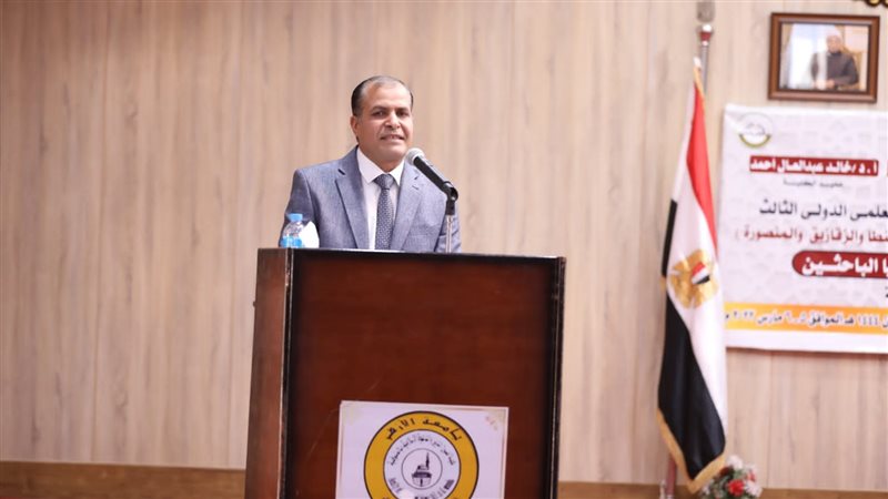 الدكتور خالد عبد