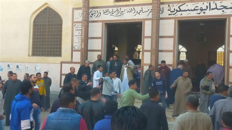 تشييع جثمان أحد ضحايا
