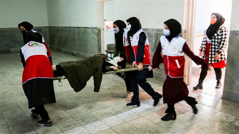 تسميم الطالبات في
