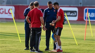 كواليس جلسة كولر مع أحمد عبد القادر في الأهلي 