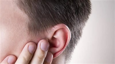 أسباب ومضاعفات طنين الأذن، وما الطرق المنزلية لعلاجه؟