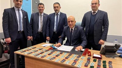 جمارك مطار القاهرة تضبط محاولة تهريب 600 كبسولة ترامادول 