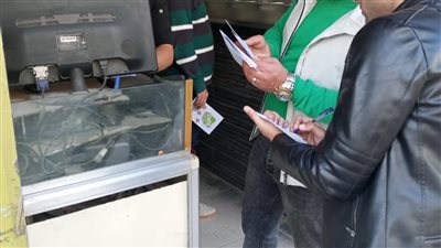 السياحة والمصايف تشن حملة مكبرة على 55 منشأة تجارية بحي العجمي