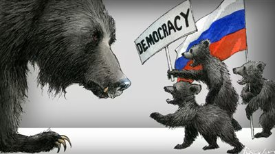 إدارة بوتين تشيطن الأفكار الليبرالية.. مكايدة للغرب أم مغازلة للمسلمين والشارع الروسي؟