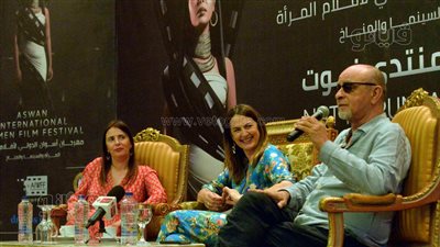 النجمة الإسبانية كوكا سكريبانو بمهرجان أسوان لأفلام المرأة: تجربتي في مصر مذهلة (صور)