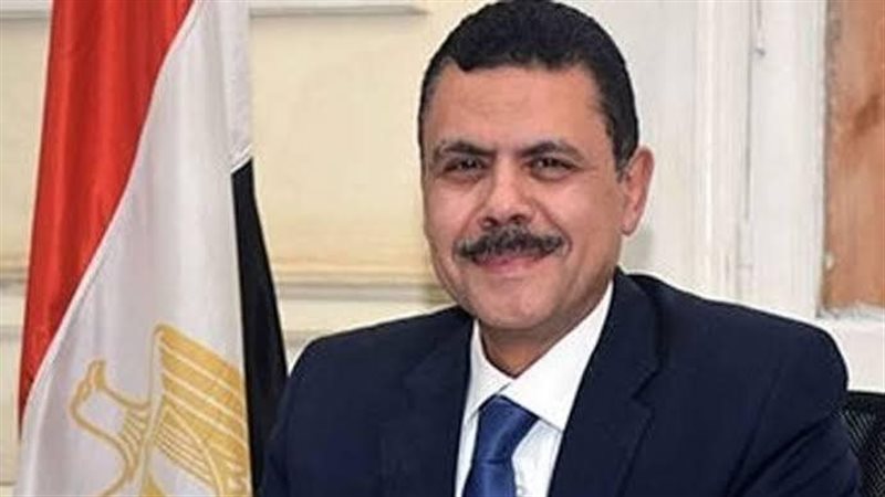 الدكتور احمد ابو
