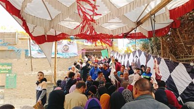 الجيزة تفتتح معرض ومنفذ لبيع السلع الرمضانية بشبرامنت (صور)