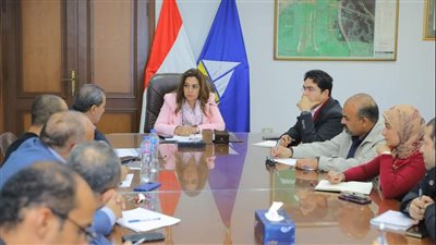 محافظ دمياط تشدد على سرعة تنفيذ طريق عزبة البرج وازدواجه 