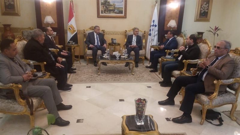 وفد لجنة الإدارة