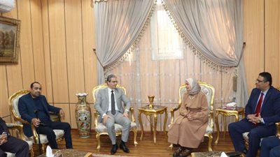 طارق سعدة يفتتح مدرسة التأهيل الإعلامي للوافدين الدارسين بالأزهر الشريف