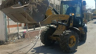 صيانة وتجديد الملاعب بمدرسة السعيدية (صور)