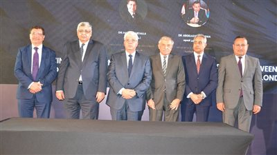 وزير التعليم العالي يشهد توقيع اتفاقية تعاون بين جامعة الإسكندرية الأهلية وإيست لندن 