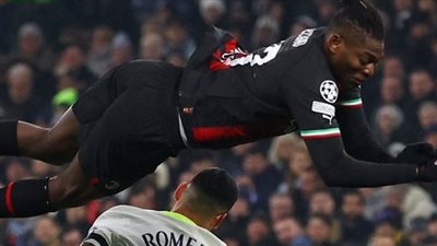 دوري أبطال أوروبا، تعادل سلبي بين ميلان وتوتنهام في الشوط الأول