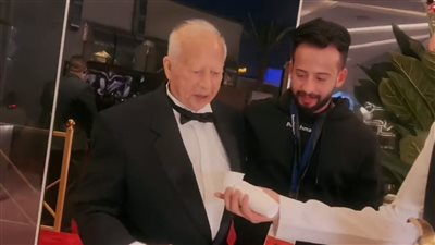 أخبار الفن اليوم.. فاروق فلوكس يكشف تفاصيل انضمامه للإخوان.. ونجوم مصر يشاركون في حفل تكريم هاني شنودة