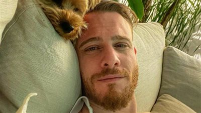 تفاصيل الحالة الصحية لـ كرم بورسين بعد عملية جراحية عاجلة