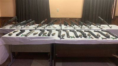 حملة أمنية بأسيوط لضبط حائزي الأسلحة النارية والذخائر غير المرخصة 