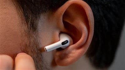 سماعات الأذن قد تصيب مستخدميها بالعفن الأسود