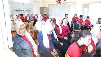 انتظام القوافل التعليمية لطلاب الثانوية والإعدادية بالوادى الجديد 