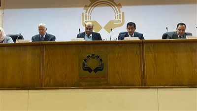 غرفة الصناعات النسيجية: نستهدف مساعدة المصانع على زيادة إنتاجها للوصول إلي 100 مليار دولار صادرات 