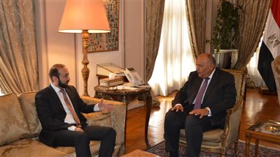 وزير خارجية أرمينيا يعلن إطلاق اسم مصر على شارع فى العاصمة بيريفان