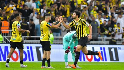 الاتحاد يتصدر الدوري السعودي بعد الفوز على النصر بمشاركة حجازي وطارق حامد ( فيديو)
