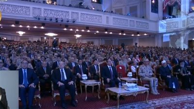 السيسي يشهد فيلما تسجيليا بعنوان سيناء ملحمة التضحية والبناء