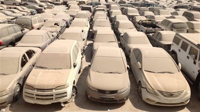 اليوم، جمارك مطار القاهرة تعرض 28 سيارة مختلفة الطرازات في مزاد علني 