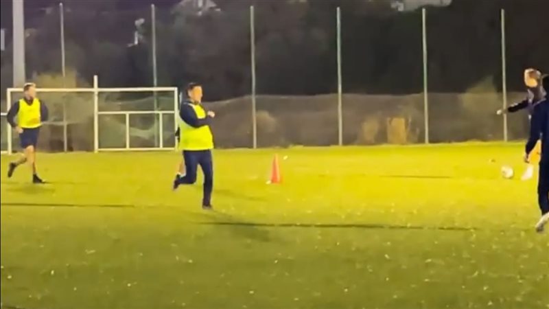 أفضل لاعب في دوري