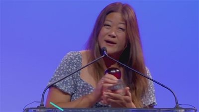 اعتقال معلمة أمريكية بتهمة الاعتداء الجنسي على طالب