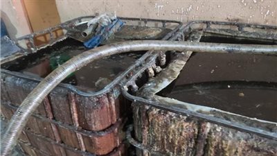 ضبط منشأة شهيرة تقوم بجمع وتدوير الزيوت بمحافظة الجيزة