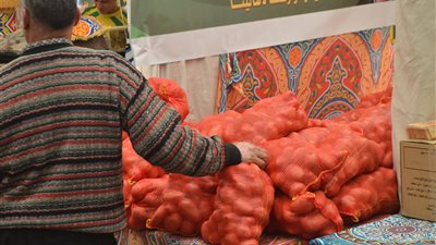 تعرف على أسعار المنتجات في معرض خير مزارعنا 