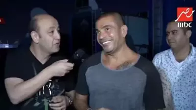 عمرو أديب ممازحا الهضبة: كل شوية أغنية والصحة بمب، ودياب يعلق (فيديو)