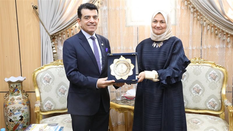 تعاون مركز تعليم