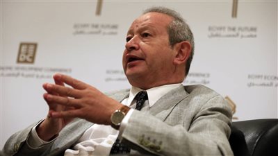 ساويرس يهنئ المسلمين بحلول رمضان ويفصح عن أمنيته لمصر في الشهر الكريم