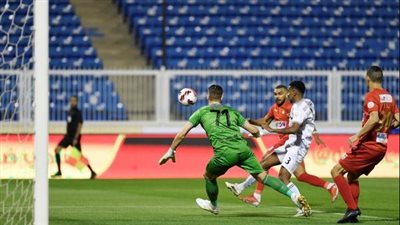 مشاهدة مباراة الطائي ضد ضمك في منافسات الدوري السعودي للمحترفين، بث مباشر للقاء الآن عبر قناة السعودية الرياضية SSC Sports