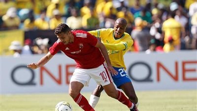 محمد شريف يقترب من قيادة هجوم الأهلي أمام الهلال السوداني 