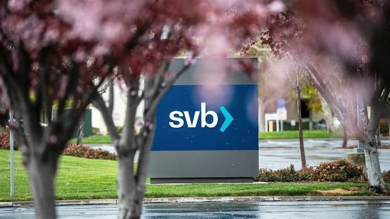 بنك SVB، فيتو 