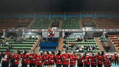 سيدات يد الأهلي يفزن على الشمس في الدوري