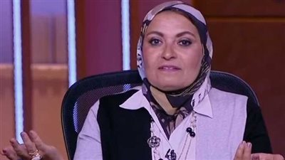 الحكم في اتهام هبة قطب بإهانة الرجل المصري بعد قليل