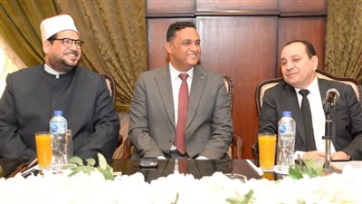 محافظ الدقهلية ومدير الأمن يشهدان قرعة الحج من داخل نادي الشرطة (صور)